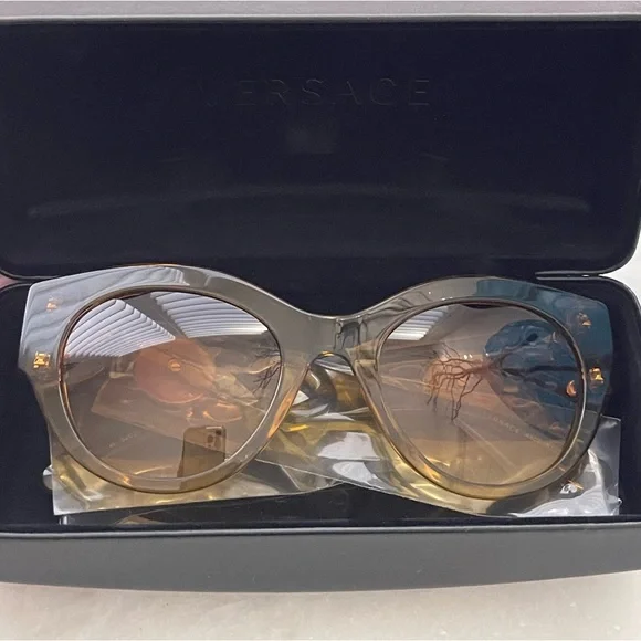 NEW Versace Phantos 52mm Cat Eye Sunglasses display picture 1